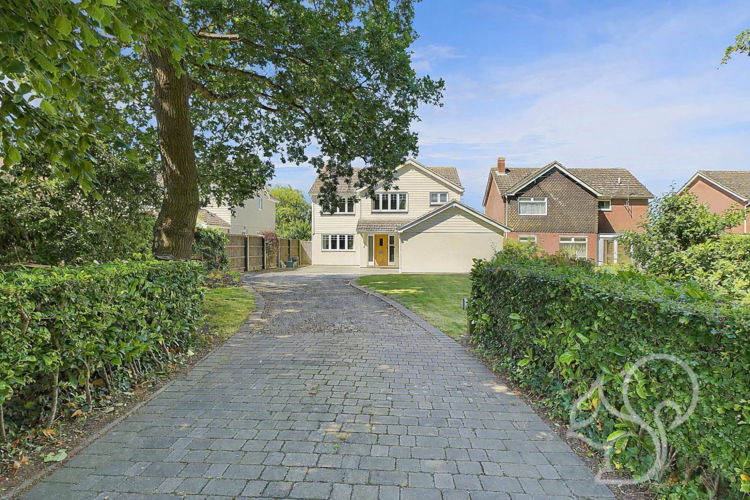 22 Empress no trailer .png